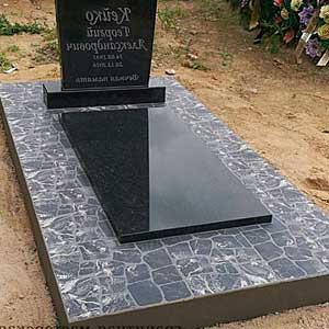 Памятники из гранита и мрамора в Наровле